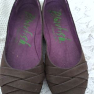 Blowfish Malibu Brown Flats size 9